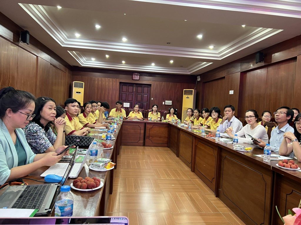 z4283524612505 b13cc9120b92046bb780d18c1c4c647a